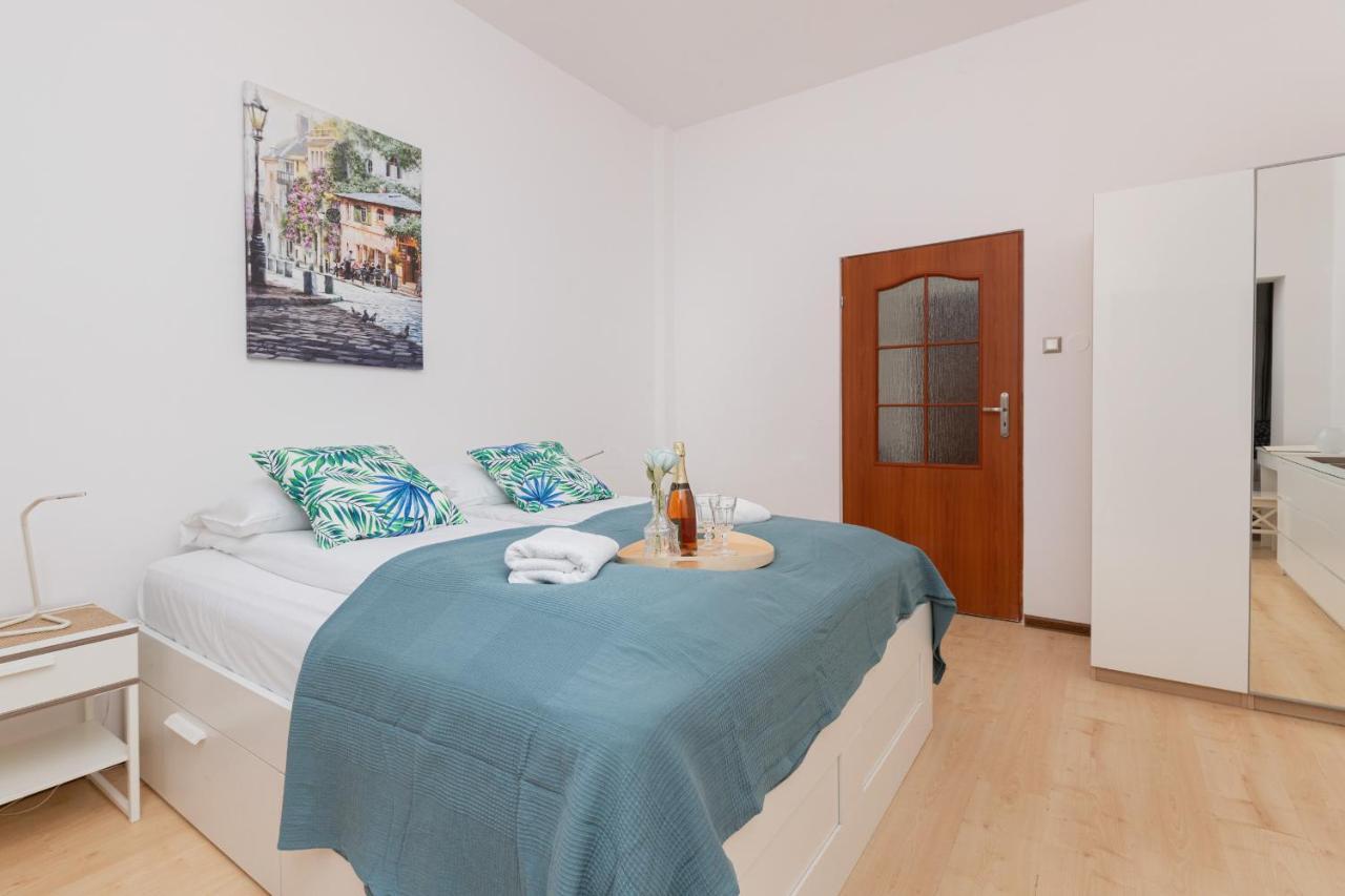 Apartment 90m2 400m To The By Renters
